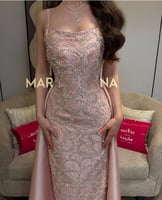 فستان هيف (فستان لحمي كلفه شك سهره وذيل ميكادو)