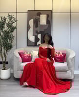 فستان مارتيا الاحمر (فستان احمر شك مزين بالورود تد...