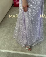 فستان سوزي (فستان موف كلفه ترتر وذيل)