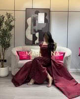 فستان روزي (فستان برغندي كلفه شك وميكادو ذيل وفنيك...