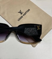 نظارة لويس فيتوN باللون الاسود