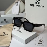 نظارة اوف وايت باللون الاسود