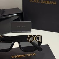 نظارة دولتشي اند قابانا باللون الاسود