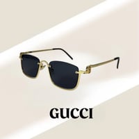 نظارة قوتشي باللون الذهبي بعدسة مستطيلة نص إطار