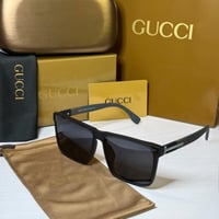 نظارة قوتشي باللون الاسود