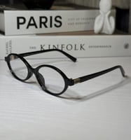 نظارة ميو ميو باللون الاسود عدسة شفافة