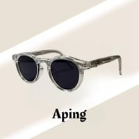 نظارة من Aping باللون الشفاف بعدسة سوداء