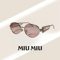 نظارة ميو ميو باللون الوردي الفاتح