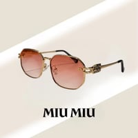 نظارة ميو ميو بإطار سداسي عدسة وردية