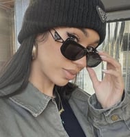 نظارة برادا باللون الاسود وذراع معدني باللون الاسو...