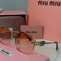 نظارة ميو ميو بإطار سداسي عدسة وردية