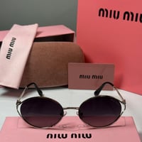 نظارة ميو ميو (logo) باللون الفضي