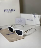 نظارة Pرادا بذراع معدني - متوفرة بلونين