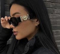 نظارة فيرزاتشي باللون الاسود