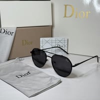 نظارة ديور باللون الاسود