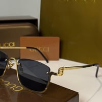 نظارة قوتشي باللون الذهبي بعدسة مستطيلة نص إطار