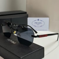 نظارة برادا بدون إطار باللون الاسود والاحمر