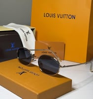 نظارة لويس فيتون بعدسة بيضاوية باللون الفضي