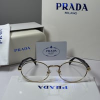 نظارة برادا بعدسة شفافه وذراع اسود وذهبي