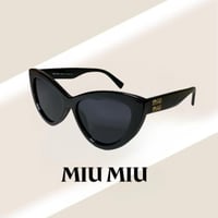 نظارة ميو Cat Eyeميو باللون الاسود