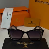 نظارة لويس فيتون Cat Eye باللون الاسود