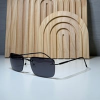 نظارة من AIRLITE بدون إطار باللون الاسود