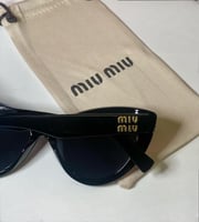 نظارة ميو Cat Eyeميو باللون الاسود