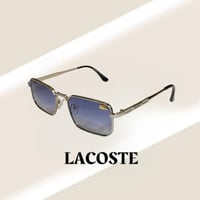 نظارة لاكوست بعدسة مستطيلة باللون الفضي