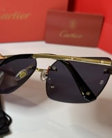 نظارة كارتير باللون الذهبي