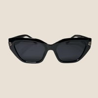 نظارة لويس فيتون باللون الاسود