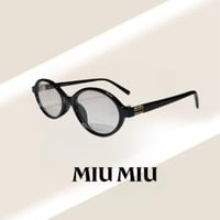 نظارة ميو ميو باللون الاسود عدسة شفافة
