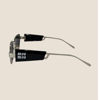 نظارة ميو ميو باللون الاسود والفضي