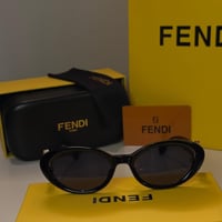 نظارة فندي Cat eye باللون الاسود