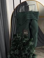 فستان زيتي فخم