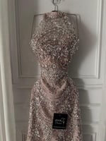 فستان النايفه