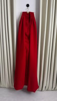 فستان احمر طويل ناعم متوفر لتسليم الفوري جده-مكه ي...