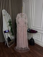 فستان سهرة مطرز متوفر لتسليم الفوري جده-مكه يوصلك...