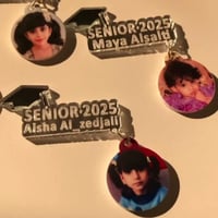 بروشات تخرج اكريلك بالاسم 2025