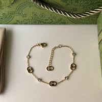 اسوارة نسائي ماركة قوتشي