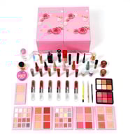 طقم مكياج نسائي متكامل