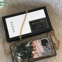 شنط قوتشي كروس مع الملحقات