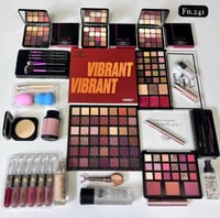 طقم مكياج كامل اصلي