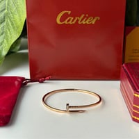 اسوارة كارتير نسائي مسمار زركون