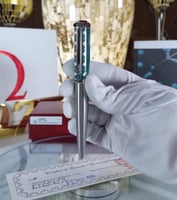 اقلام ماركة كارتير فص ازرق