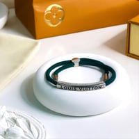 اسوارة لويس فيتون رجالي مع الملحقات