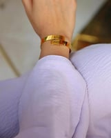 اساور تخرج بالاسم مطليه بالذهب