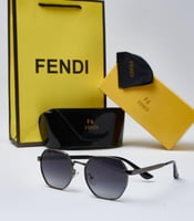 نظارة شمسية ماركة فندي