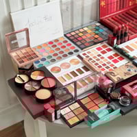 بوكس ارواج كيري روز ٢٤ لون