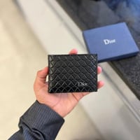 محفظة ديور الإصدار الجديد 2025