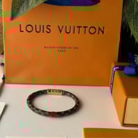 اسوارة رجالي ماركة لويس فيتون